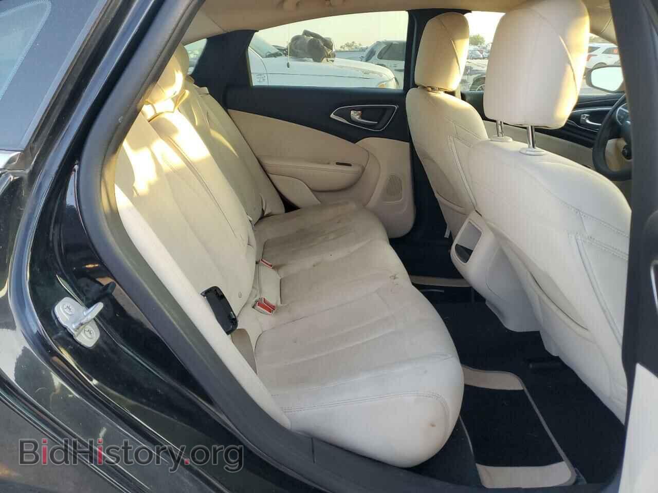 2015 CHRYSLER 200 - VIN: 1C3CCCABXFN532541 - Фото 10