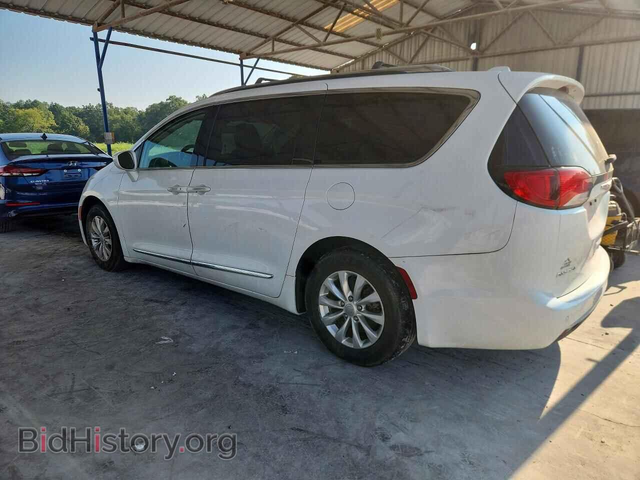 2019 CHRYSLER PACIFICA - VIN: 2C4RC1BG4KR548283 - Photo 2