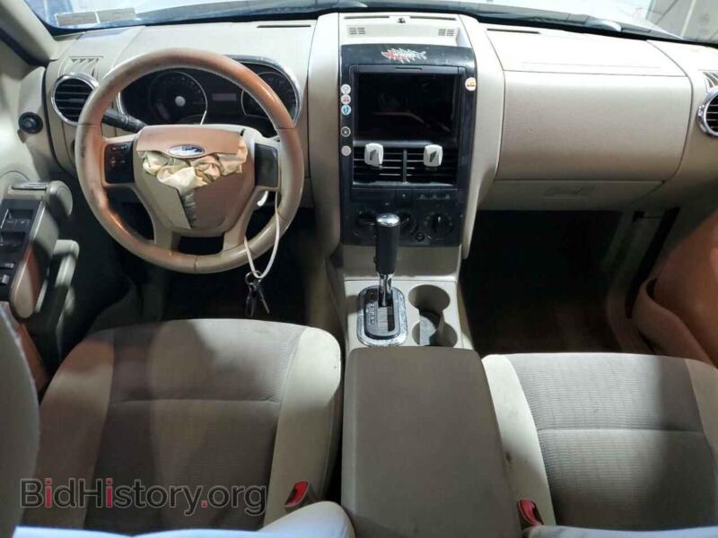 2007 Ford EXPLORER (VIN 1FMEU73E17UB55570) — фото 8 из 13