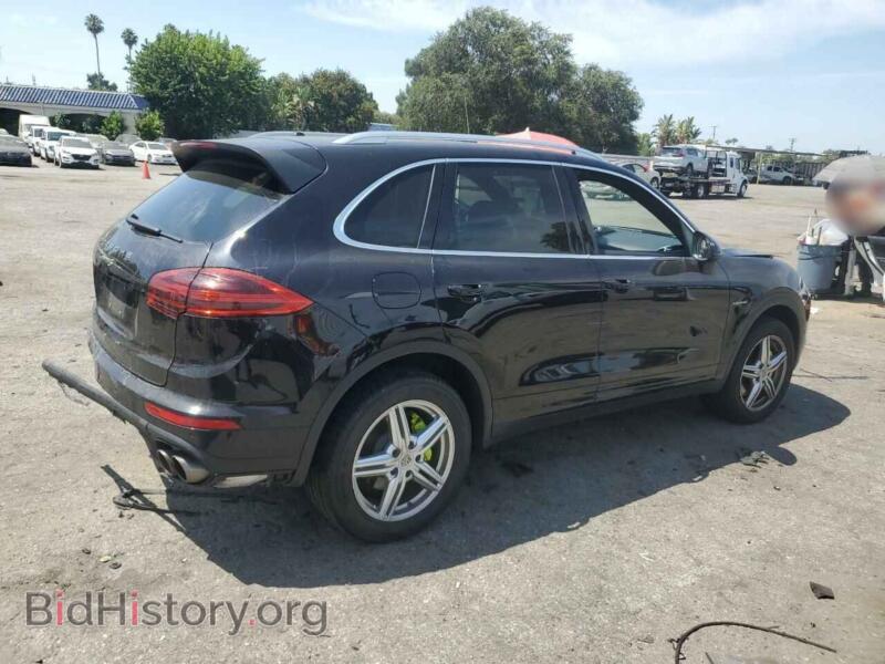 2016 Porsche CAYENNE (VIN WP1AE2A28GLA58110) — photo 3 of 13