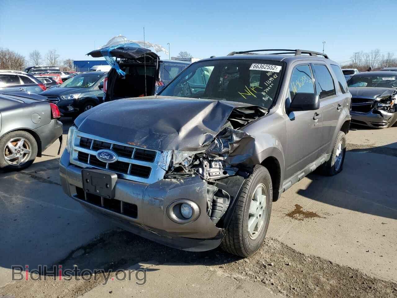 2011 FORD ESCAPE - VIN: 1FMCU0D72BKA70045 - Photo 2