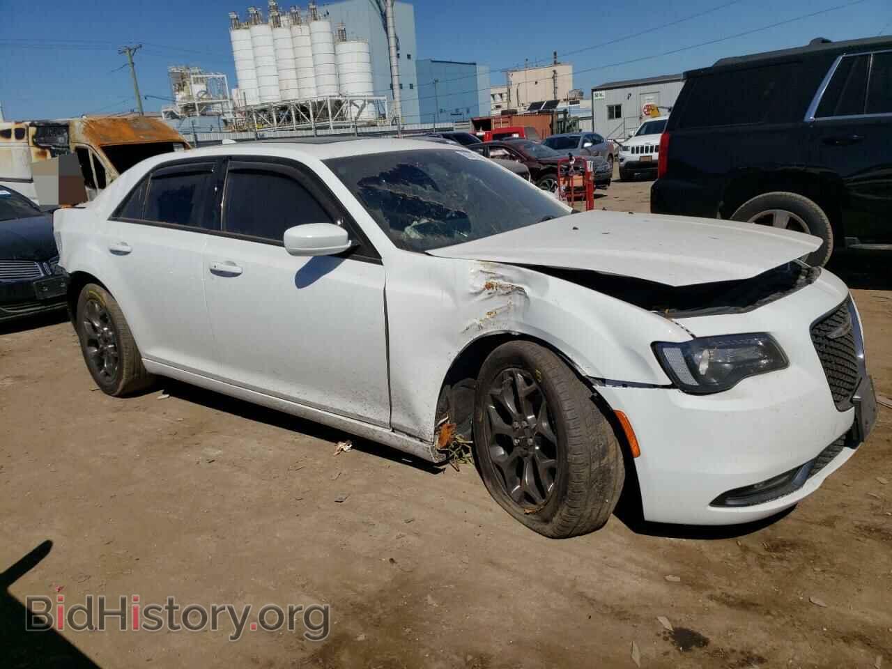 2016 CHRYSLER 300 - VIN: 2C3CCAGG9GH296224 - Фото 4