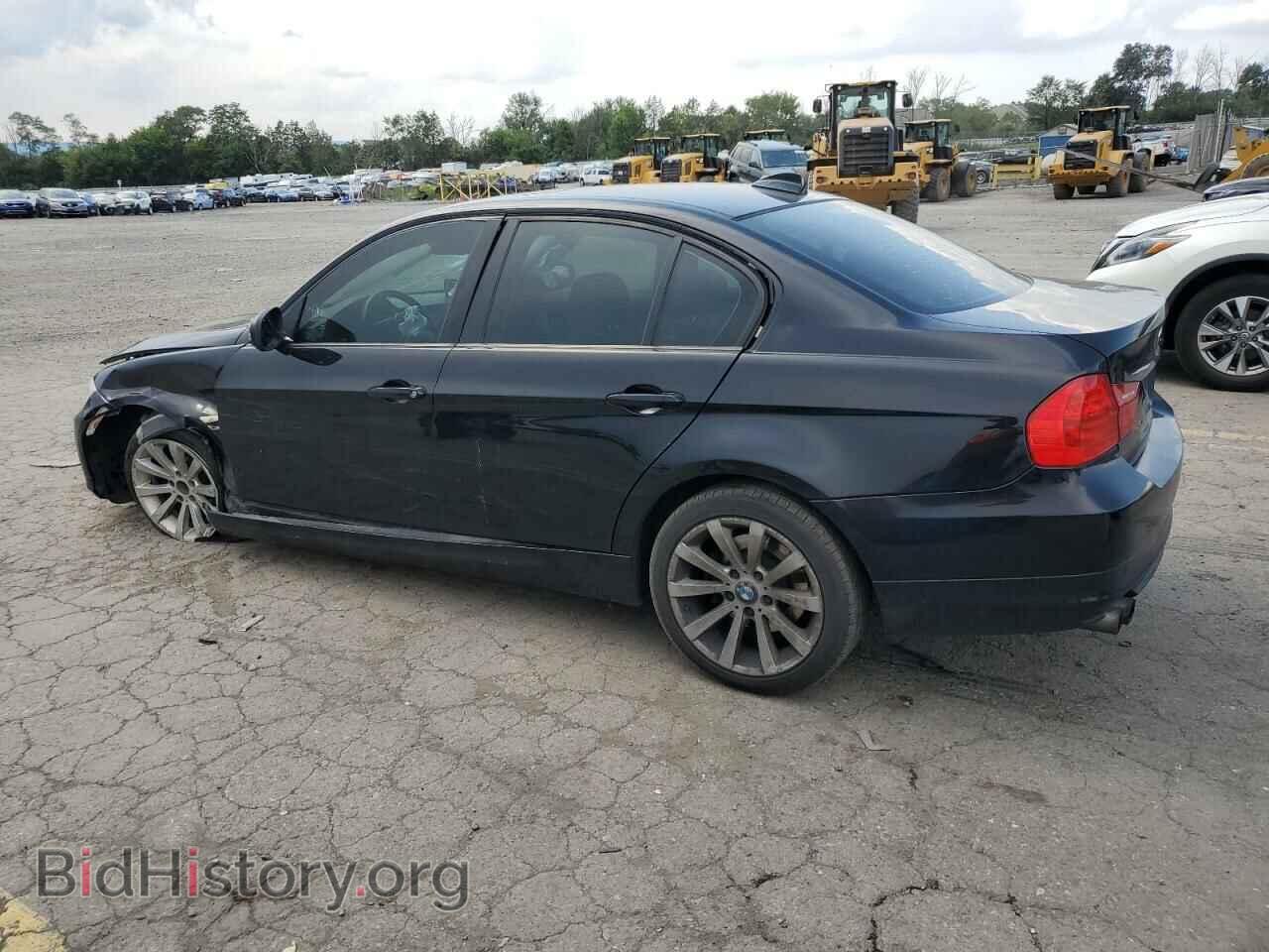 2009 BMW 3 SERIES - VIN: WBAPK73559A454614 - Фото 2