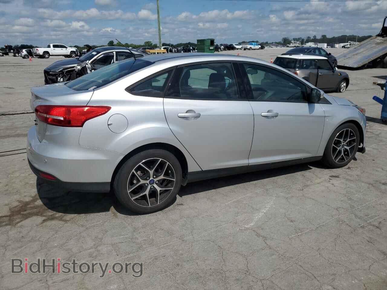 2017 FORD FOCUS - VIN: 1FADP3H2XHL317272 - Фото 3