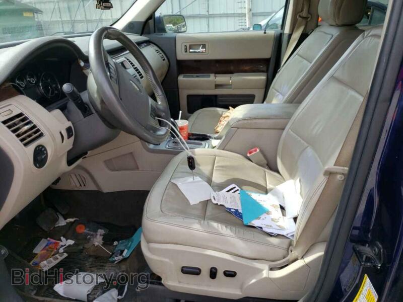 2011 Ford FLEX (VIN 2FMGK5CC0BBD18659) — фото 7 из 13
