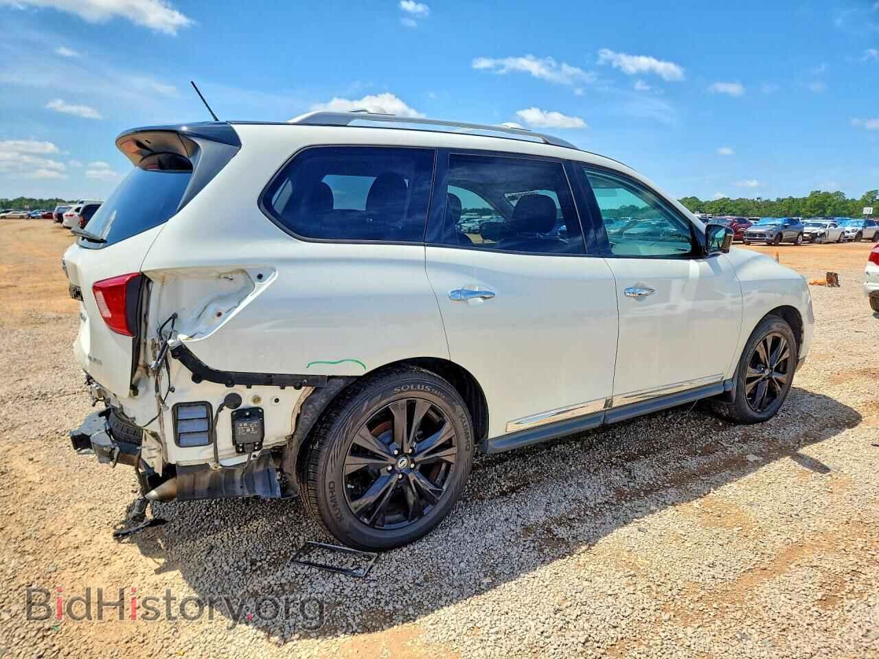 2017 NISSAN PATHFINDER - VIN: 5N1DR2MN3HC902866 - Фото 3