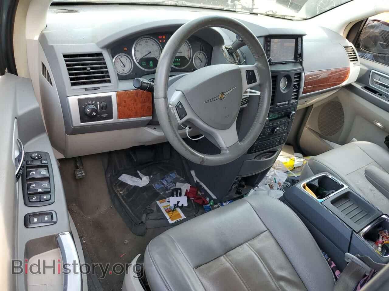 2008 CHRYSLER MINIVAN - VIN: 2A8HR54P98R744638 - Фото 8
