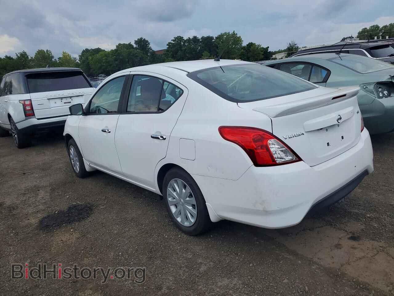 2019 NISSAN VERSA - VIN: 3N1CN7AP3KL879084 - Фото 2