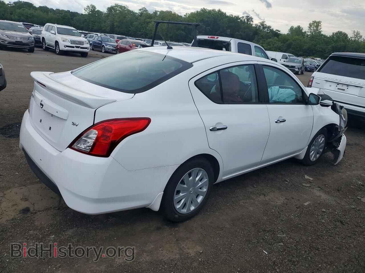 2019 NISSAN VERSA - VIN: 3N1CN7AP3KL879084 - Фото 3