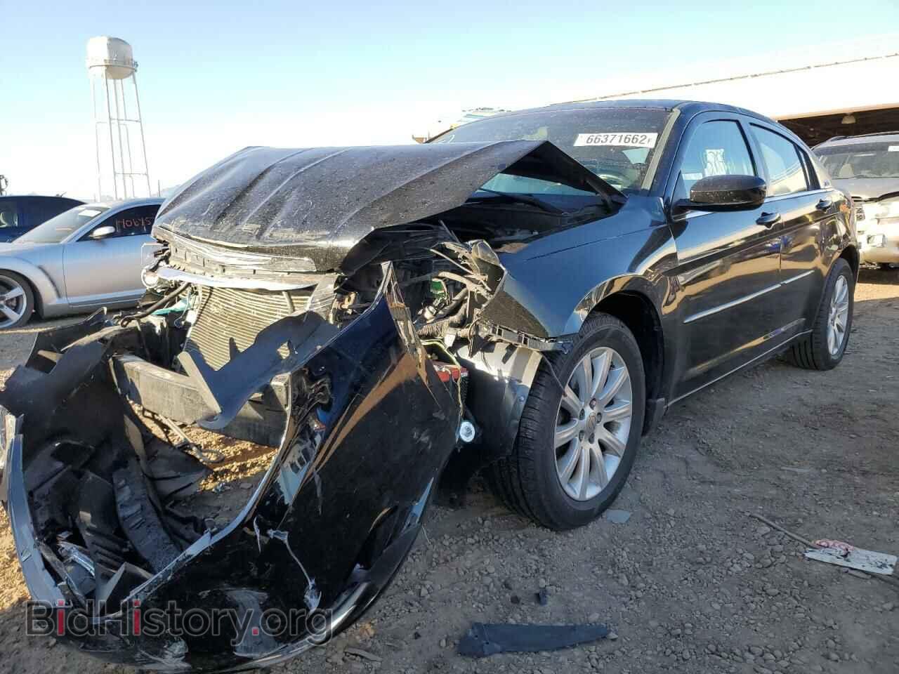 2013 CHRYSLER 200 - VIN: 1C3CCBBG5DN703665 - Фото 2