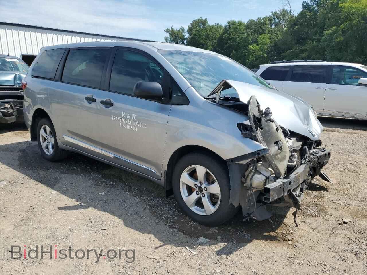 2017 TOYOTA All Models - VIN: 5TDZZ3DC7HS805392 - Фото 4