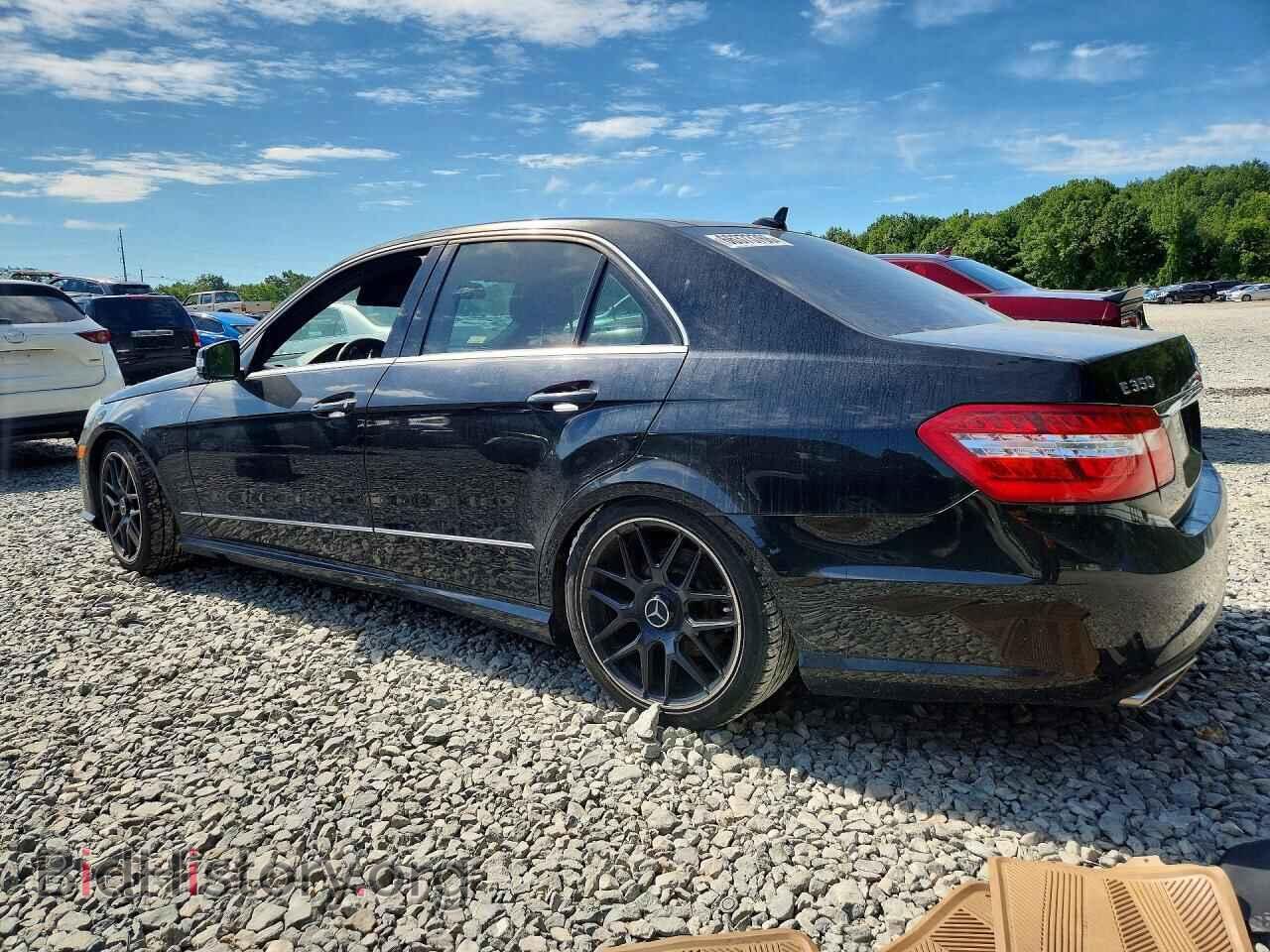 2011 MERCEDES-BENZ E-CLASS - VIN: WDDHF8HB0BA352052 - Фото 2