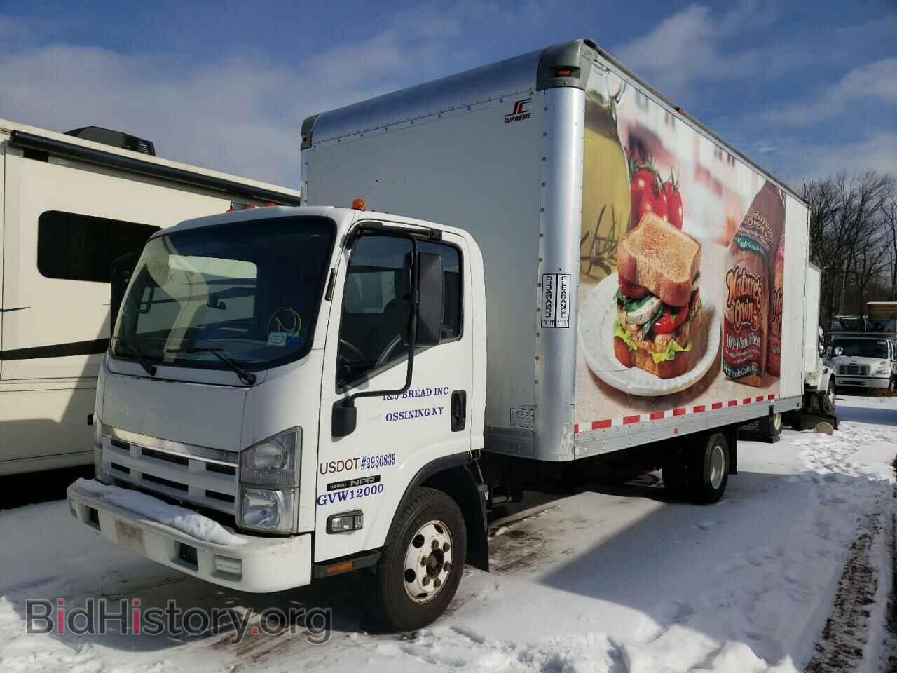 2013 ISUZU NPR - VIN: 54DB4W1B8DS800406 - Фото 2