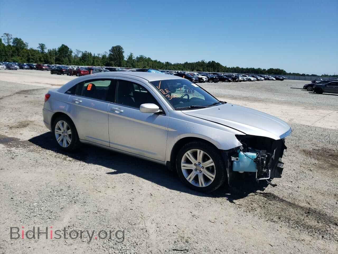 2012 CHRYSLER 200 - VIN: 1C3CCBBB1CN298570 - Фото 4