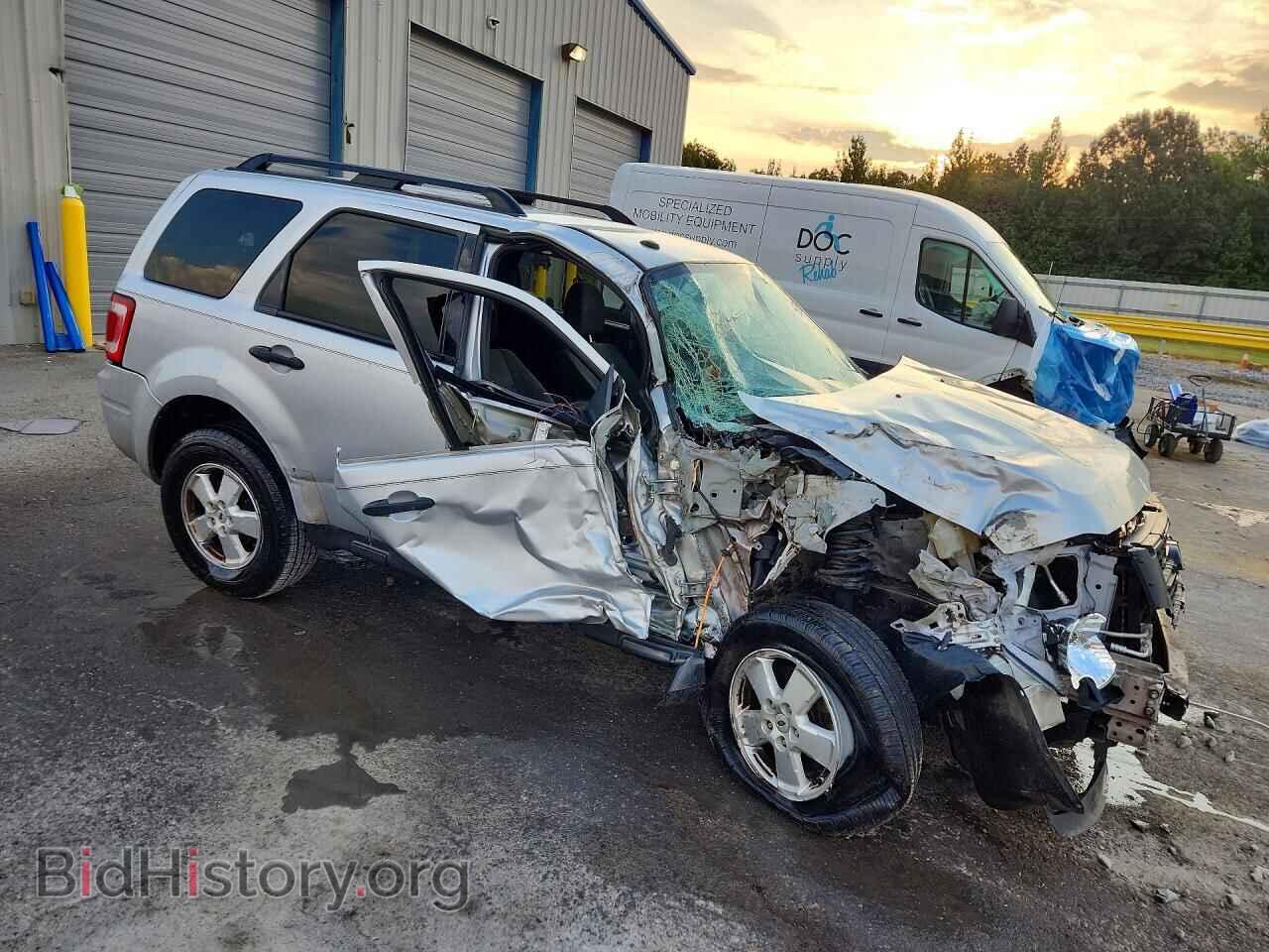 2011 FORD ESCAPE - VIN: 1FMCU0D75BKA83257 - Фото 4