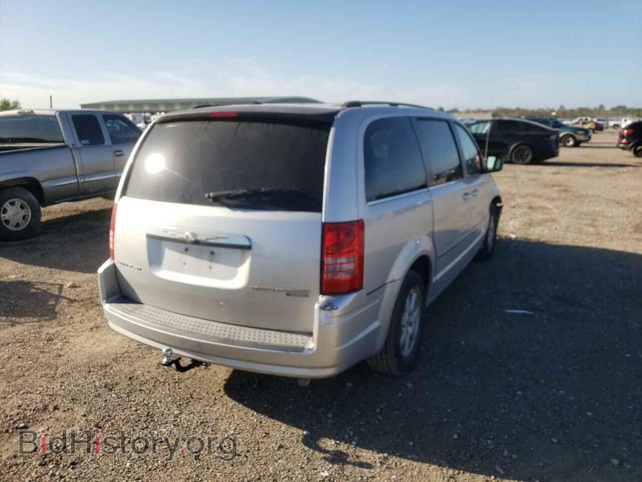 2010 CHRYSLER MINIVAN - VIN: 2A4RR5D16AR346195 - Фото 4