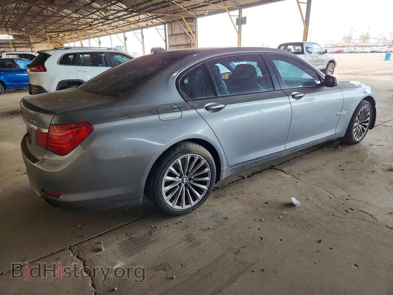 2011 BMW 7 SERIES - VIN: WBAKB8C59BCY65797 - Photo 3