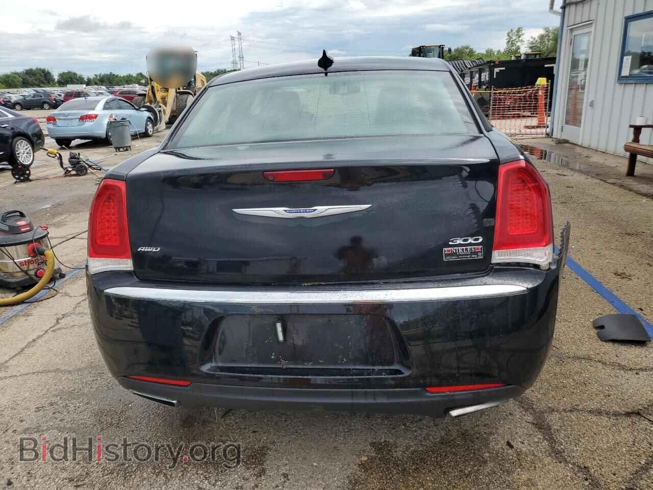 2018 CHRYSLER 300 - VIN: 2C3CCAKG6JH256357 - Фото 6