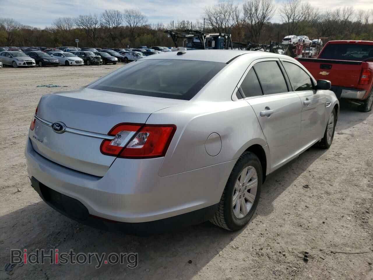 2010 FORD TAURUS - VIN: 1FAHP2DW7AG135564 - Фото 4