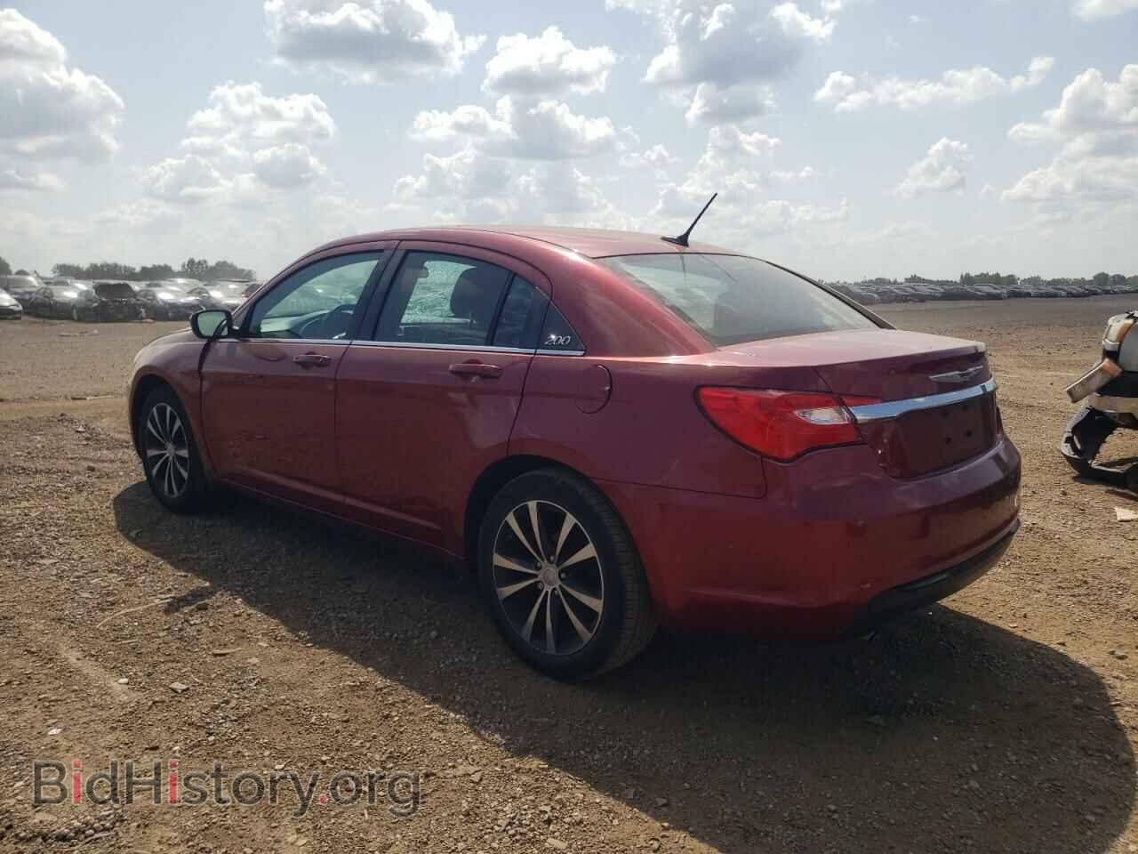 2013 CHRYSLER 200 - VIN: 1C3CCBBG1DN716719 - Фото 2