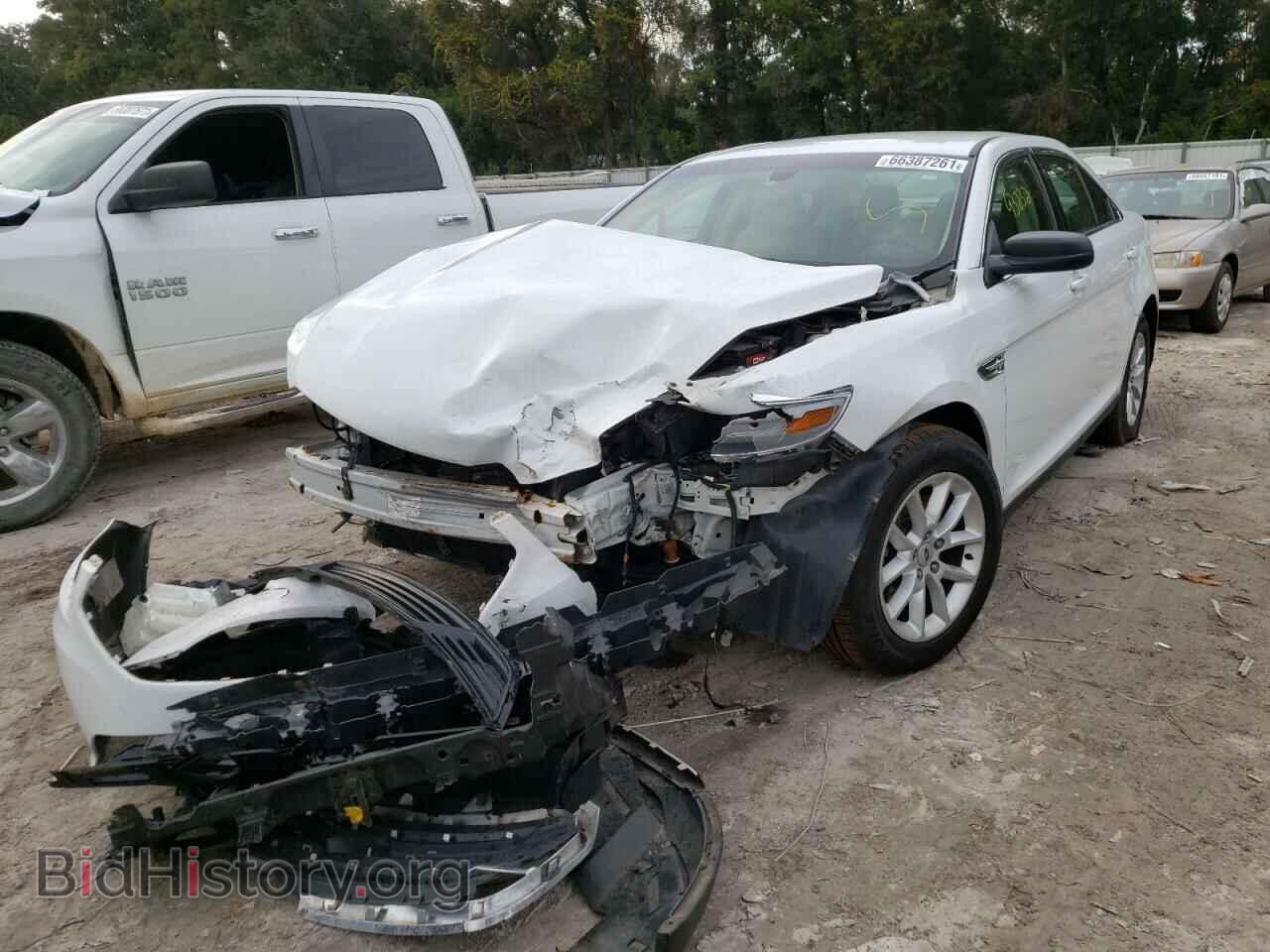 2013 FORD TAURUS - VIN: 1FAHP2D8XDG159363 - Фото 2