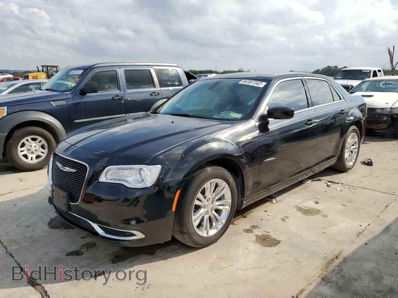 Фотография 2C3CCAAG9LH158900 - CHRYSLER 300 2020