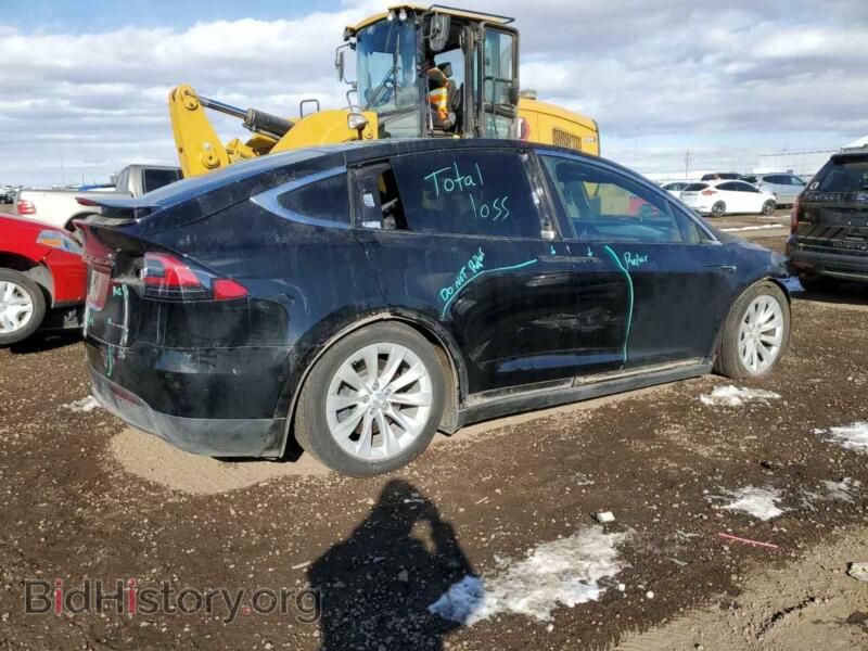 2019 Tesla MODEL X (VIN 5YJXCBE21KF192755) — photo 3 of 14