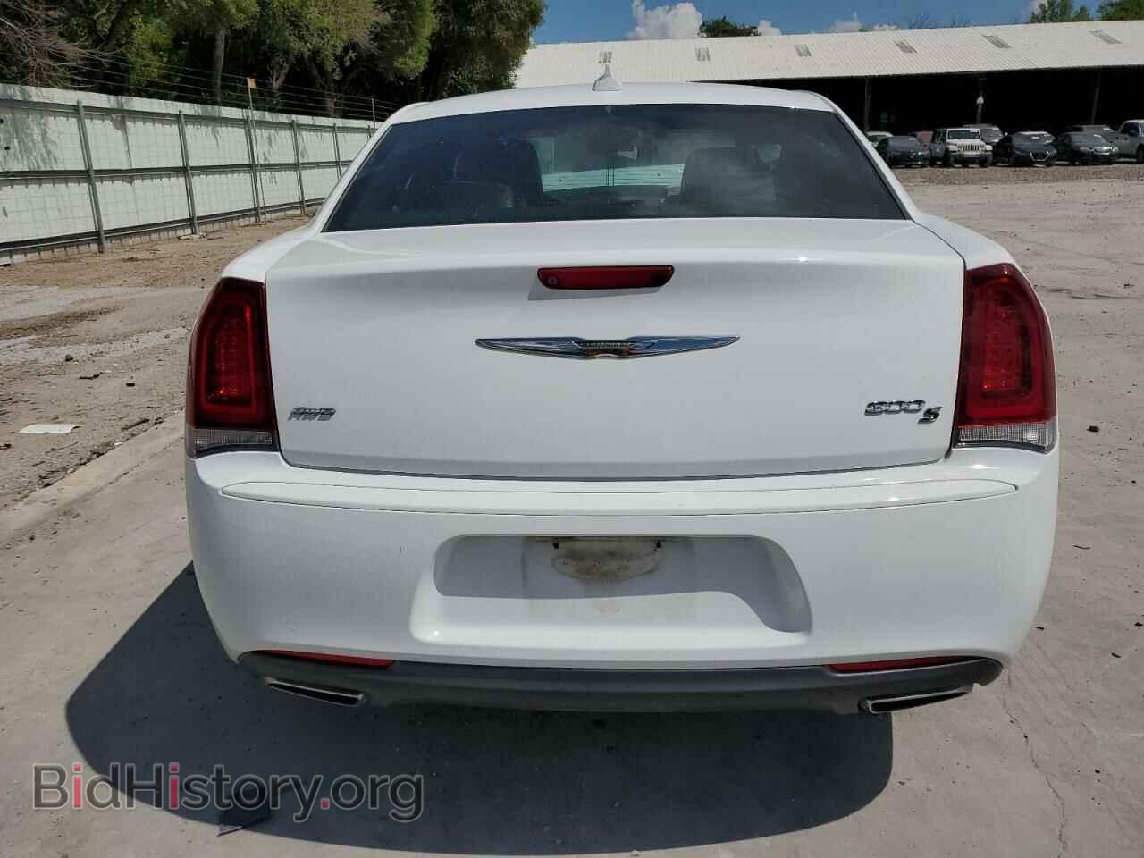 2019 CHRYSLER 300 - VIN: 2C3CCAGG9KH533836 - Фото 6
