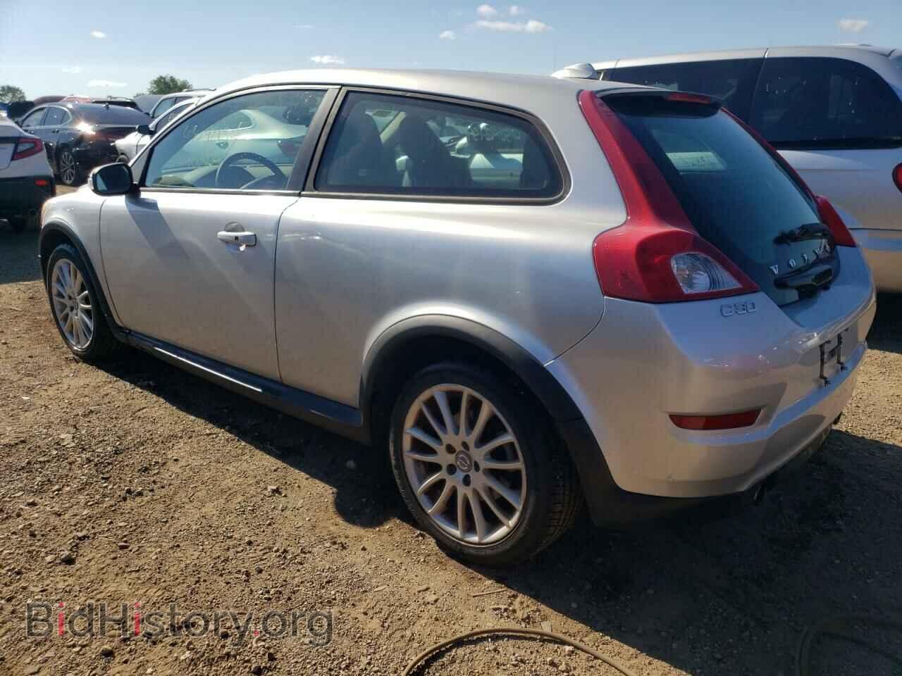 2012 VOLVO C30 - VIN: YV1672MK7C2281133 - Фото 2