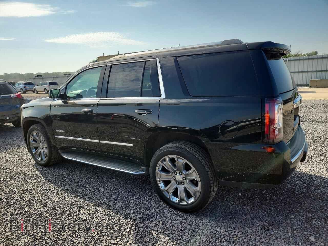 2016 GMC YUKON - VIN: 1GKS2CKJ7GR456548 - Photo 2
