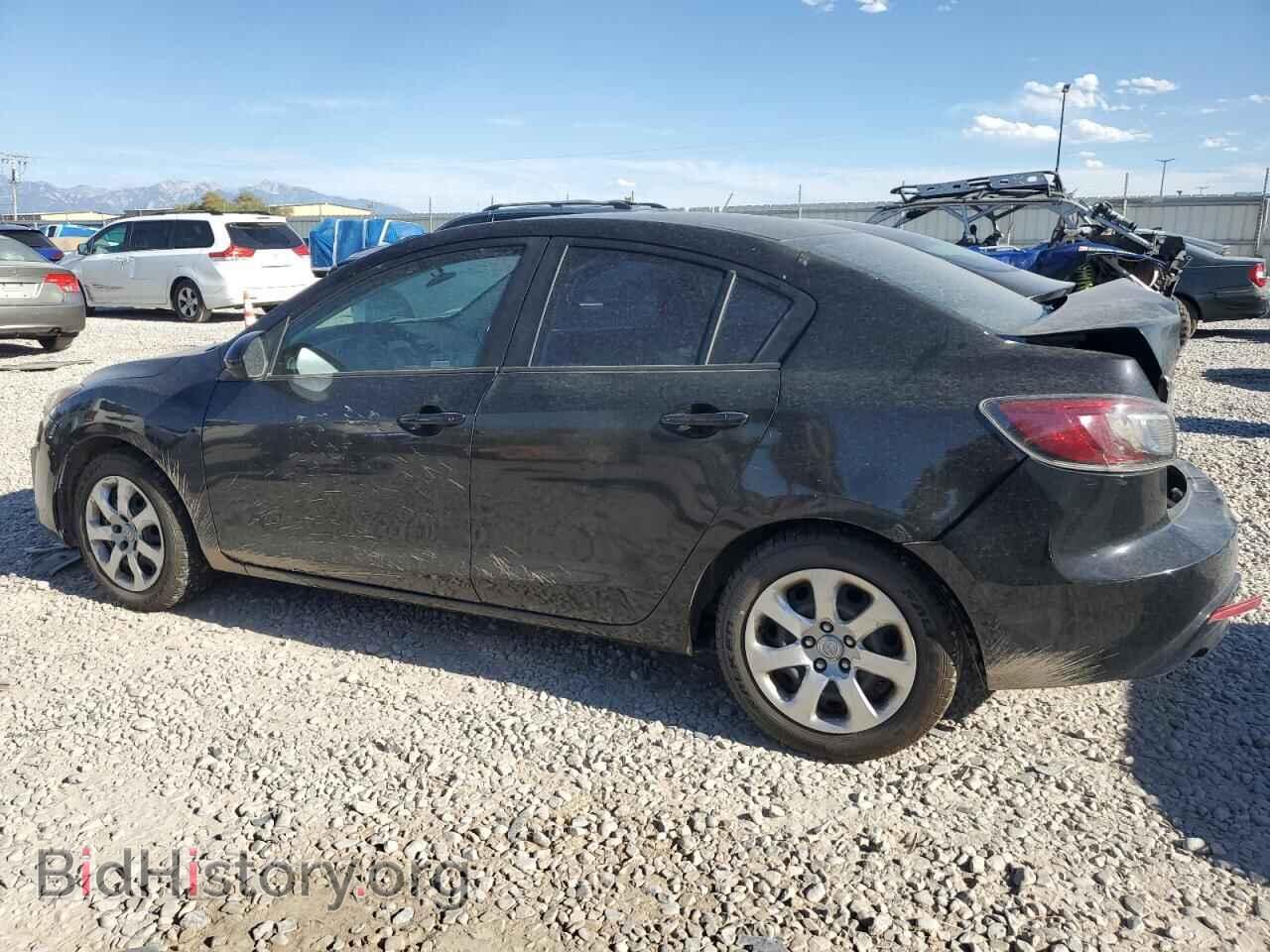 2011 MAZDA 3 - VIN: JM1BL1UG8B1374561 - Фото 2