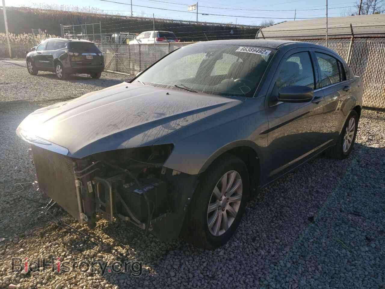 2013 CHRYSLER 200 - VIN: 1C3CCBBB0DN651639 - Фото 2