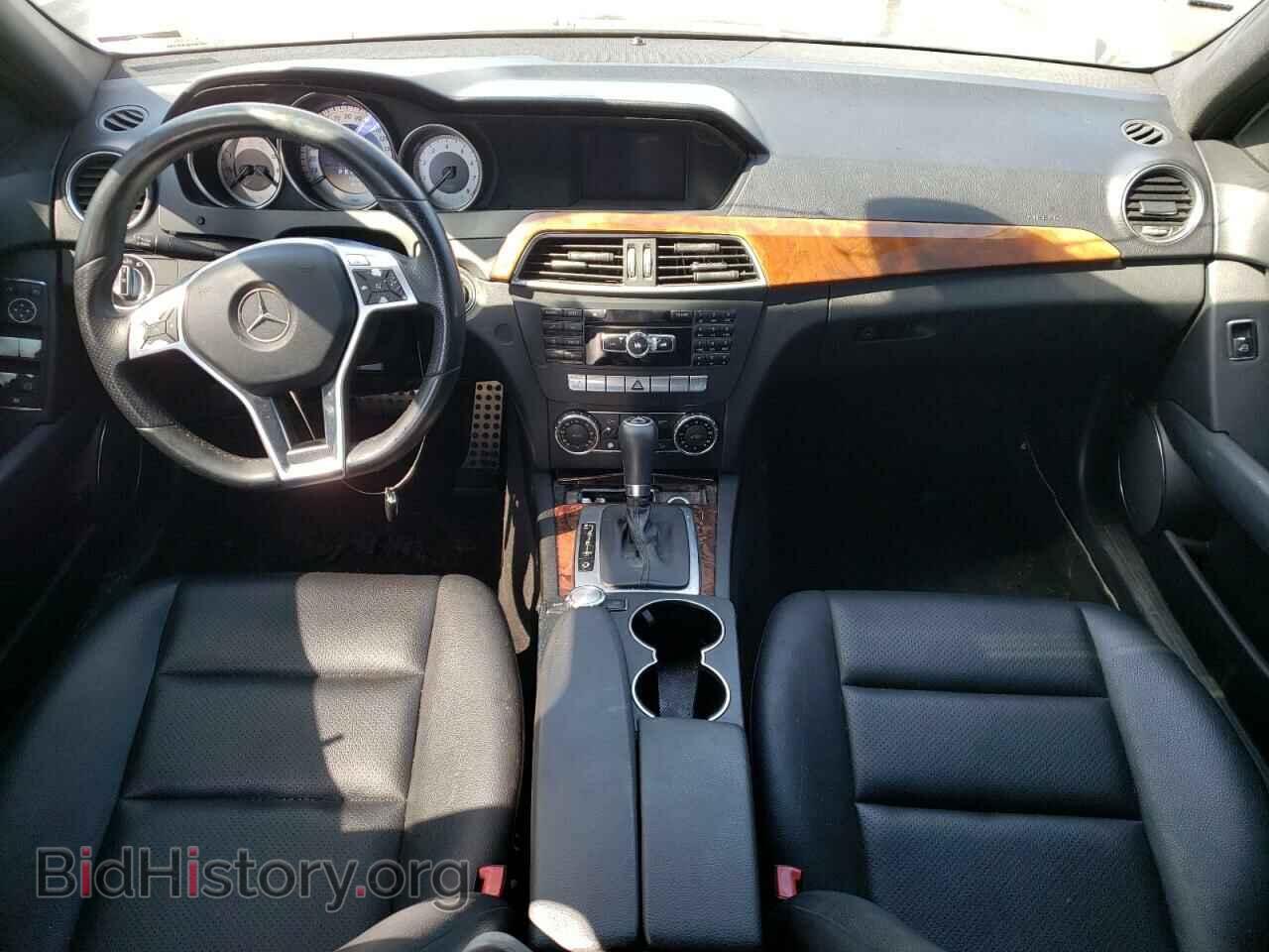 2012 MERCEDES-BENZ C-CLASS - VIN: WDDGF4HB3CF851646 - Фото 8
