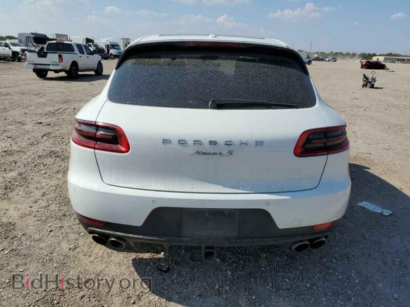 2017 Porsche MACAN (VIN WP1AB2A50HLB20555) — photo 6 of 13