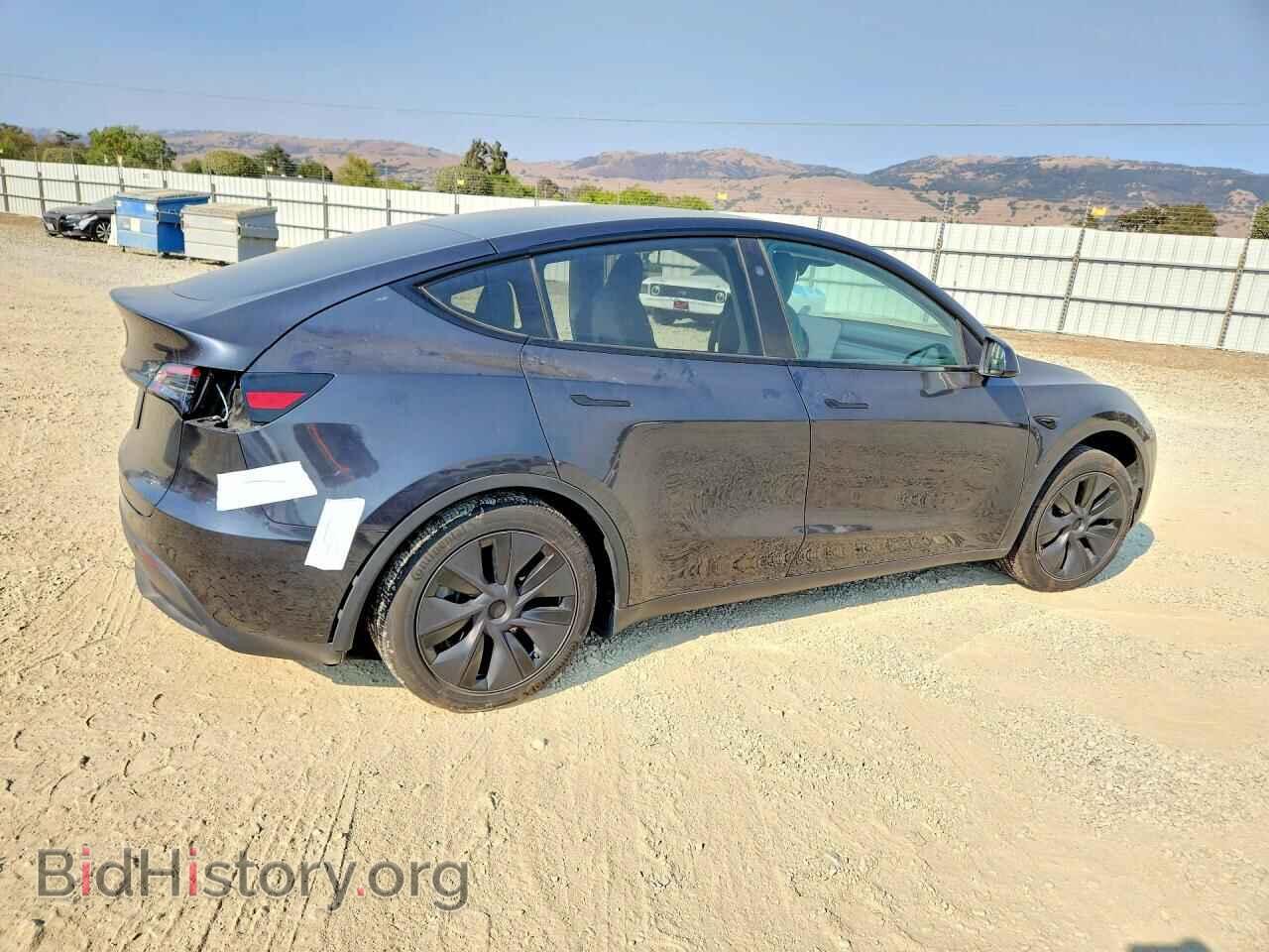 2025 TESLA MODEL Y - VIN: 7SAYGDED3SF317702 - Фото 3