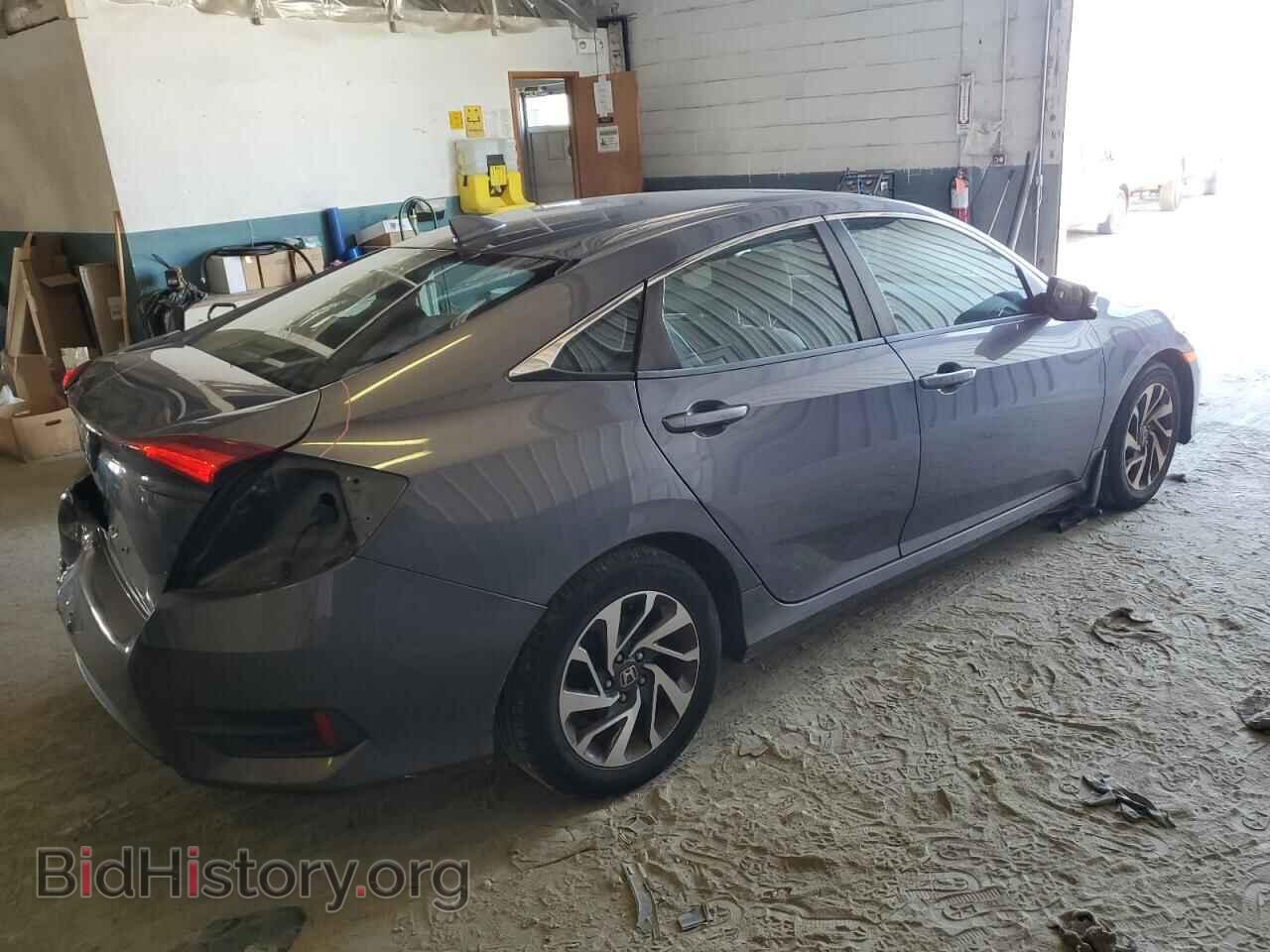 2018 HONDA CIVIC - VIN: 2HGFC2F72JH553345 - Фото 3