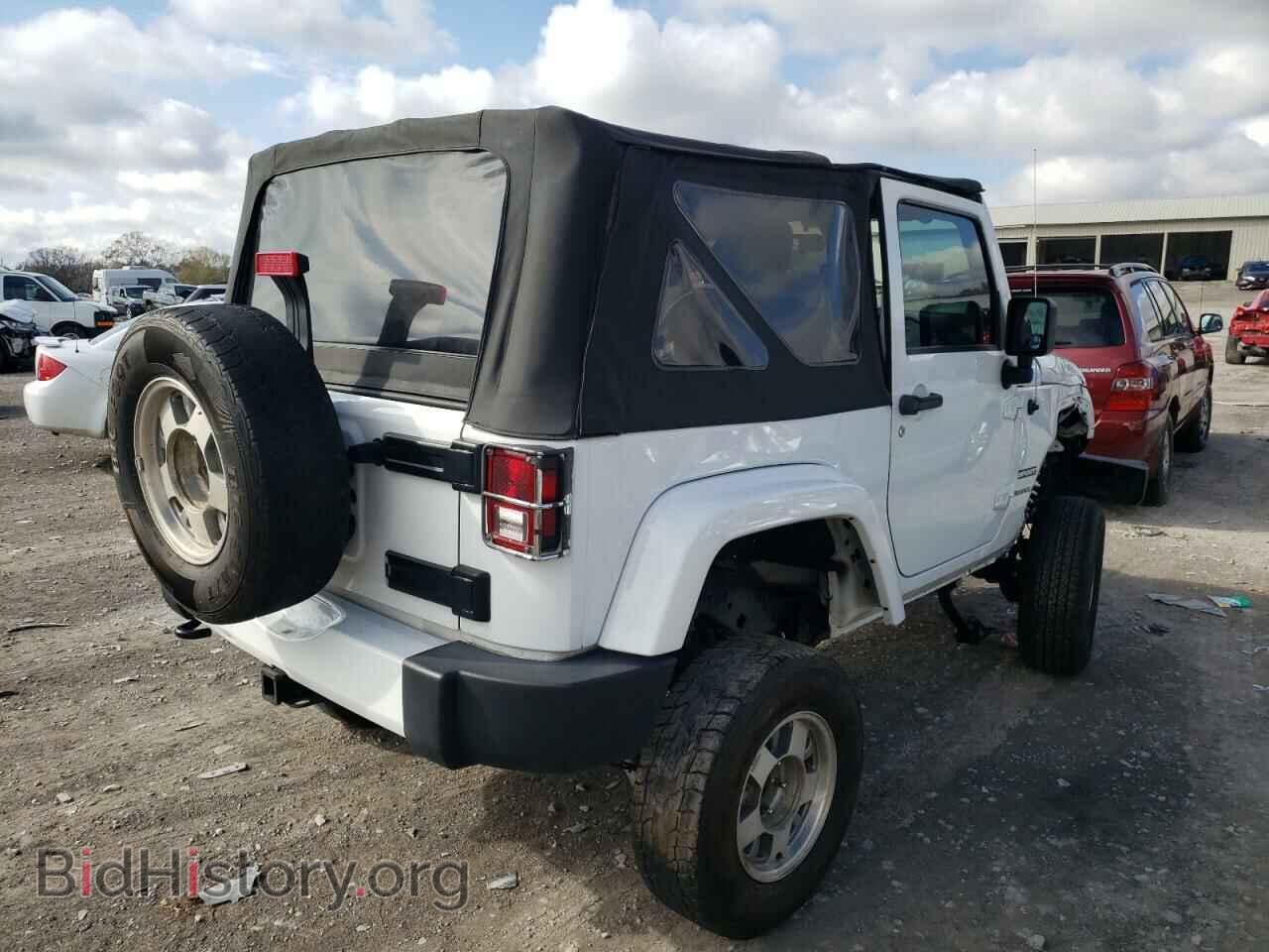 2011 JEEP WRANGLER - VIN: 1J4AA2D18BL638590 - Фото 4