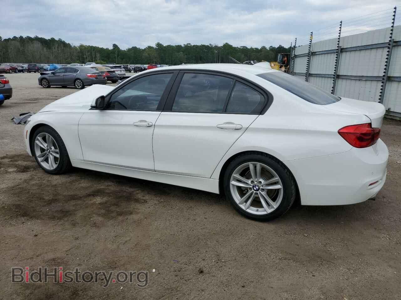 2016 BMW 3 SERIES - VIN: WBA8E1G5XGNU11685 - Фото 2