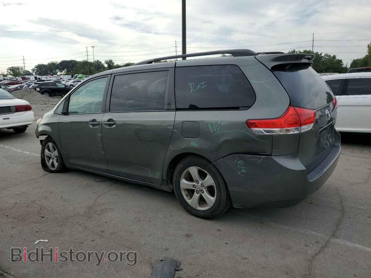 2011 TOYOTA All Models - VIN: 5TDKK3DC3BS140214 - Фото 2