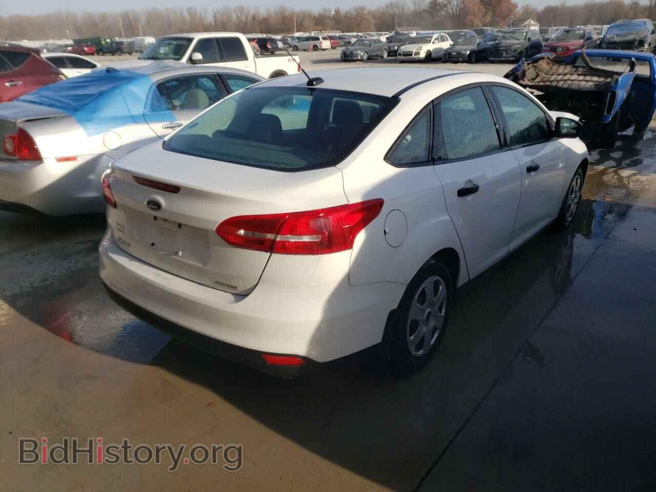 2016 FORD FOCUS - VIN: 1FADP3E25GL281817 - Photo 4