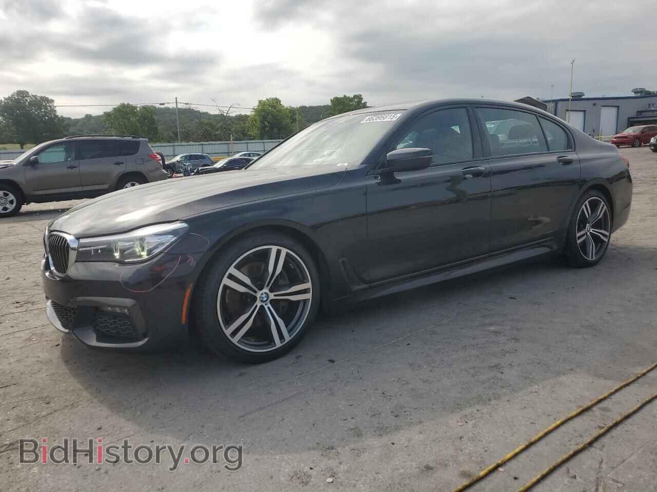 Фотография WBA7E4C55KGV70002 - BMW 7 SERIES 2019