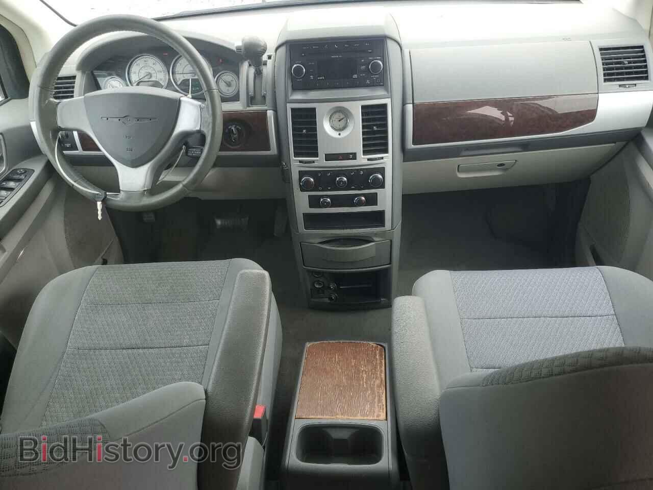 2010 CHRYSLER MINIVAN - VIN: 2A4RR5D16AR450508 - Фото 8