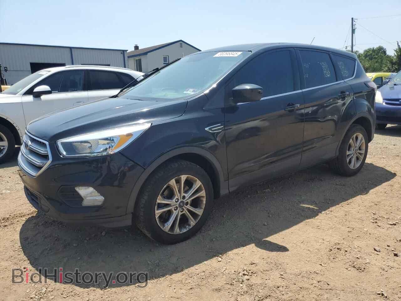 Фотография 1FMCU0GD9HUC48936 - FORD ESCAPE 2017