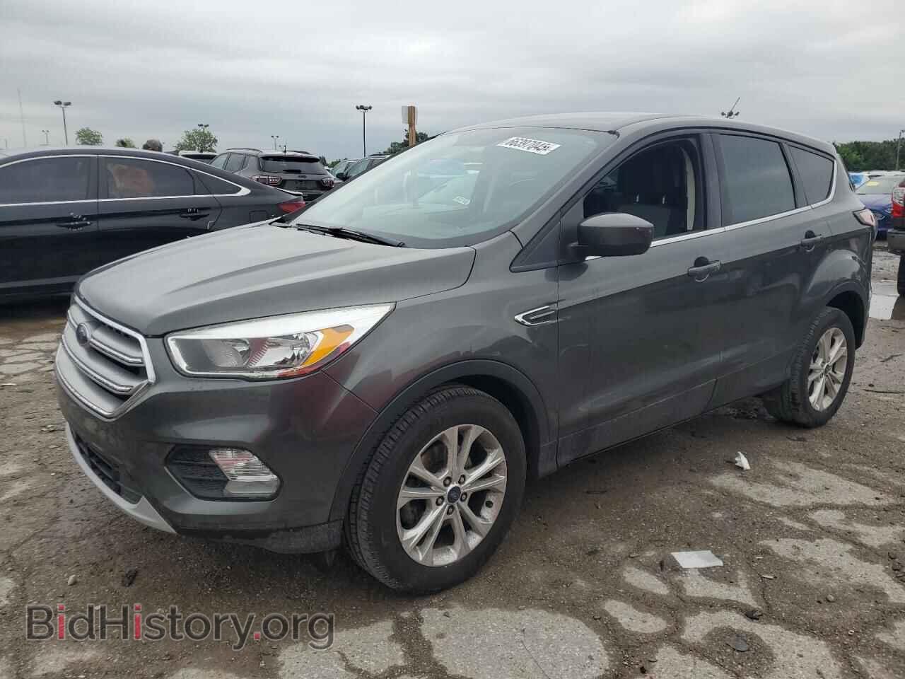 Фотография 1FMCU0GD3HUC63125 - FORD ESCAPE 2017