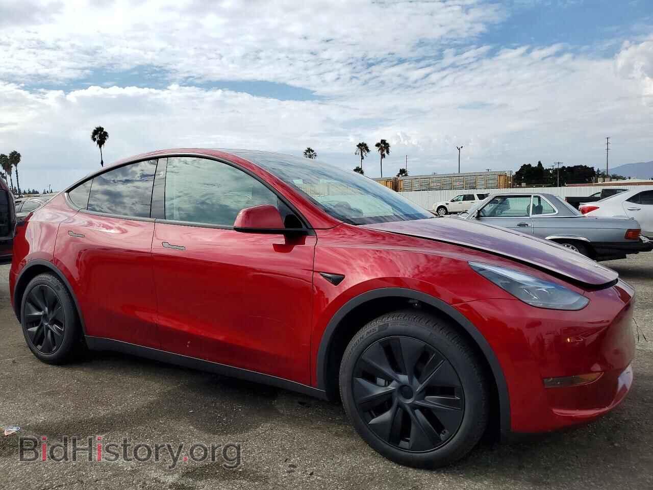 2025 Tesla MODEL Y (VIN 7SAYGDED7SF221040) — фото 4 из 14