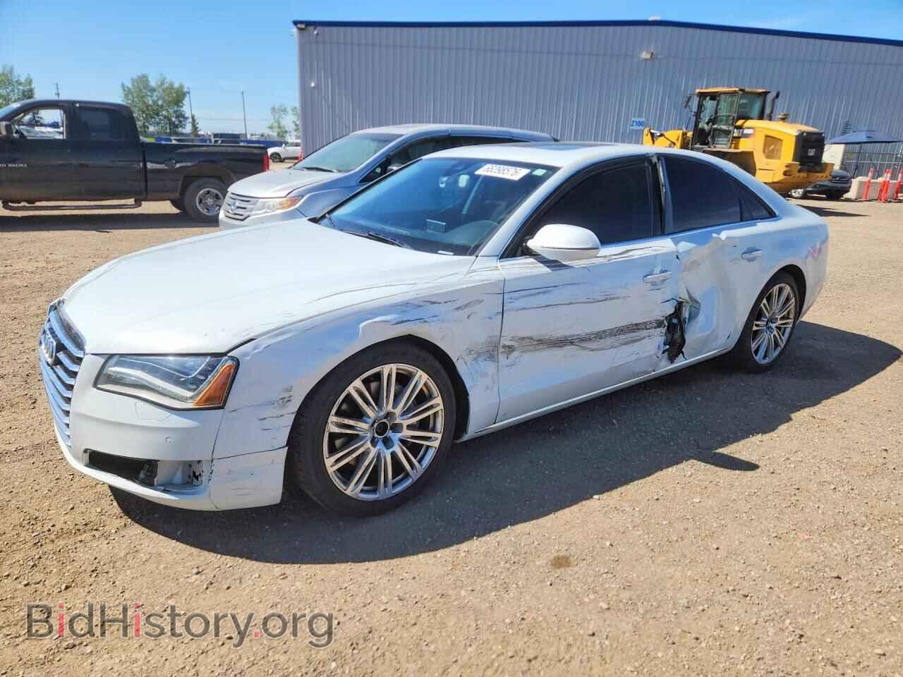 Photo WAUAGAFD0DN005690 - AUDI A8 2013