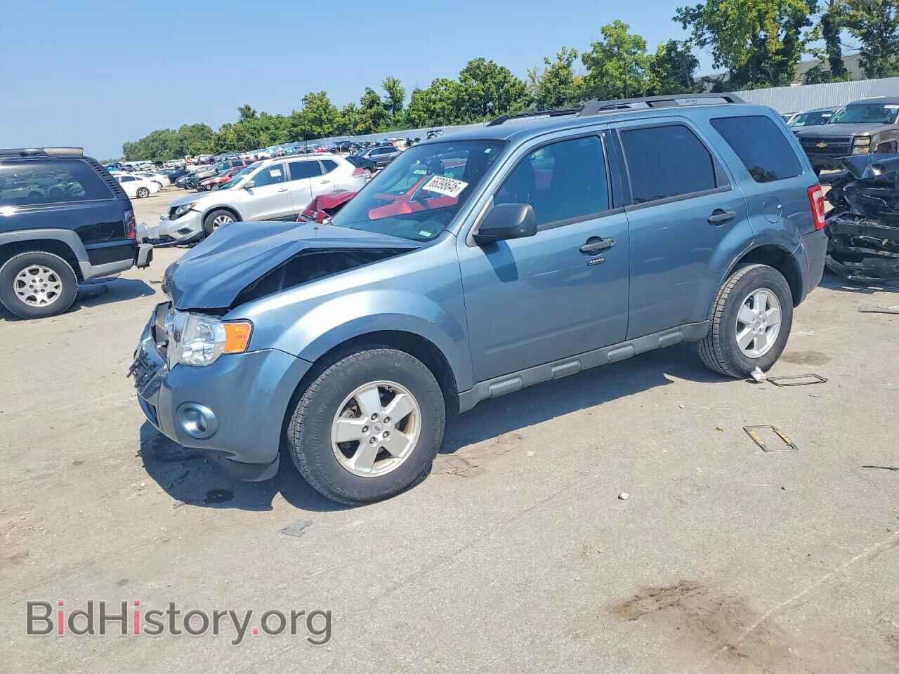 Фотография 1FMCU0D78BKB45623 - FORD ESCAPE 2011