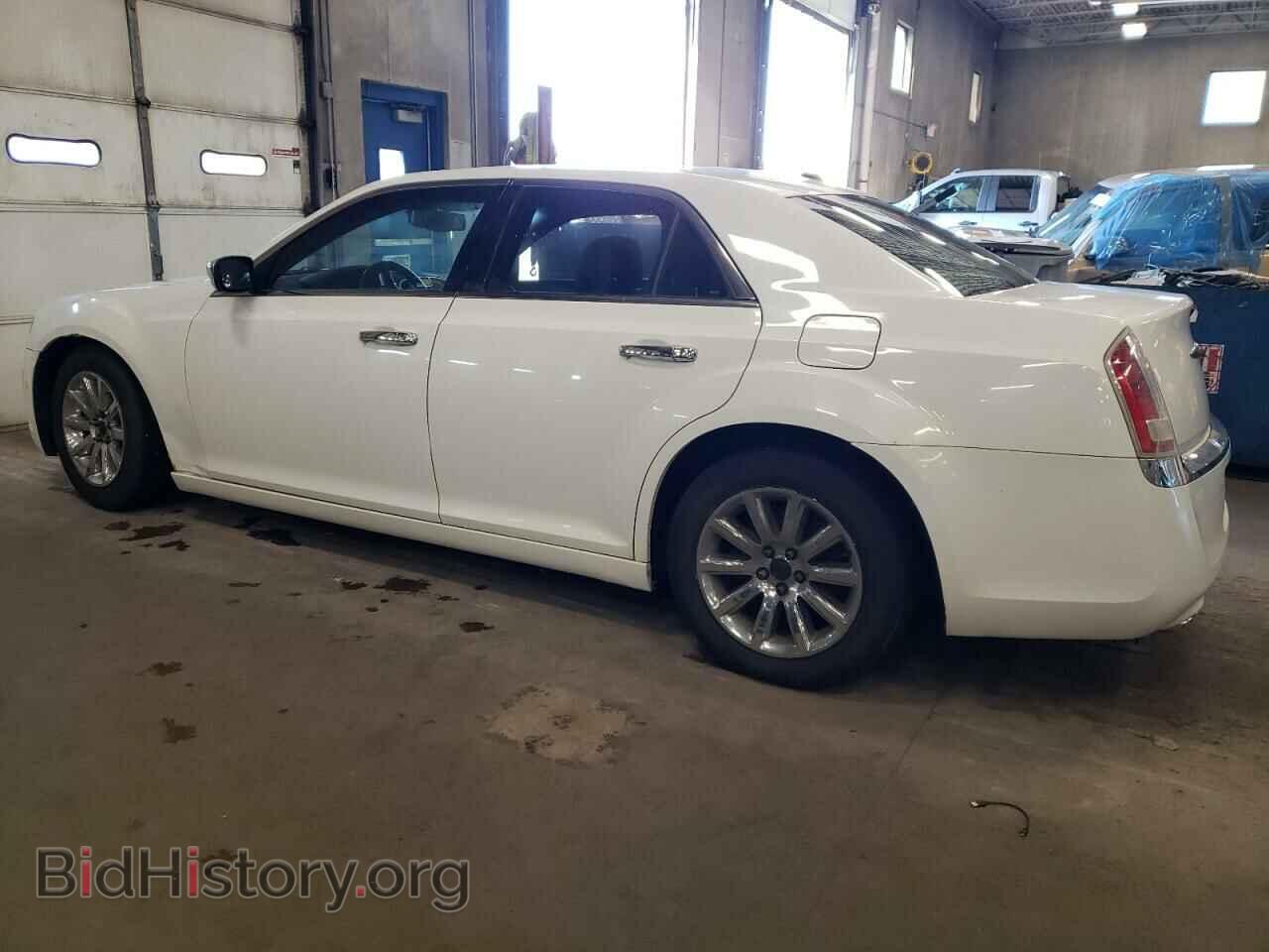 2012 CHRYSLER 300 - VIN: 2C3CCAET8CH263080 - Фото 2