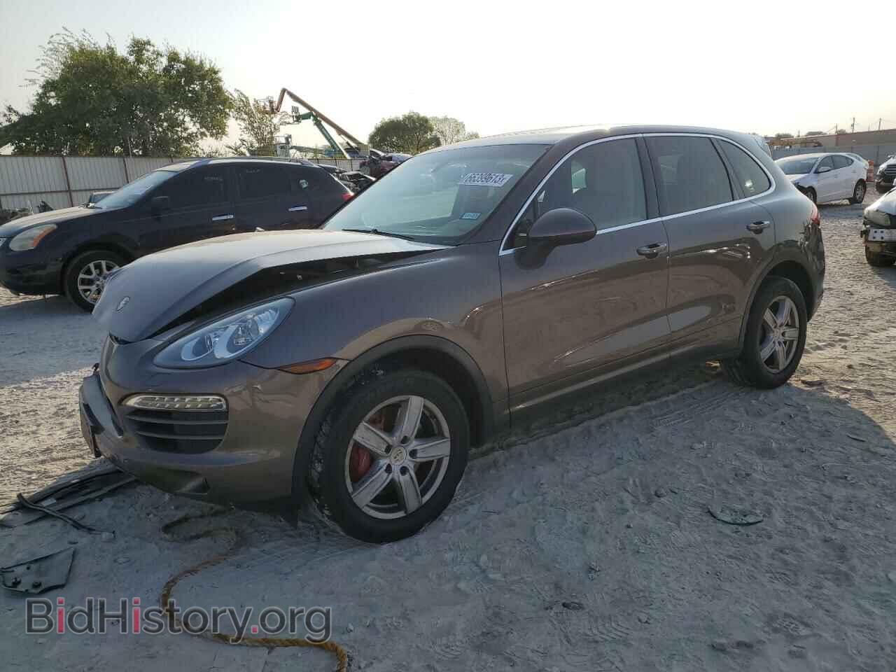 Фотография WP1AA2A26CLA09963 - PORSCHE CAYENNE 2012