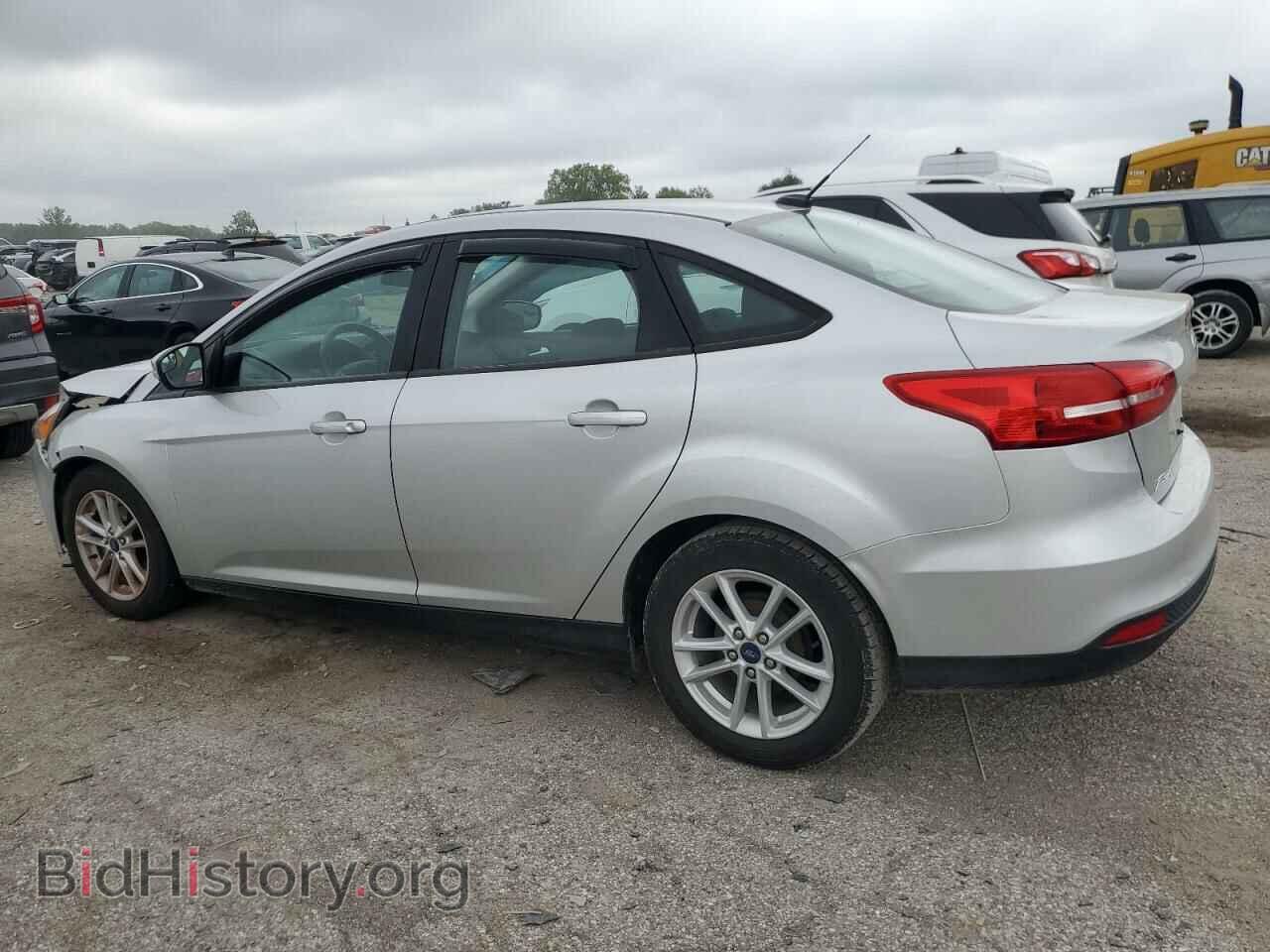 2018 FORD FOCUS - VIN: 1FADP3F24JL215667 - Фото 2